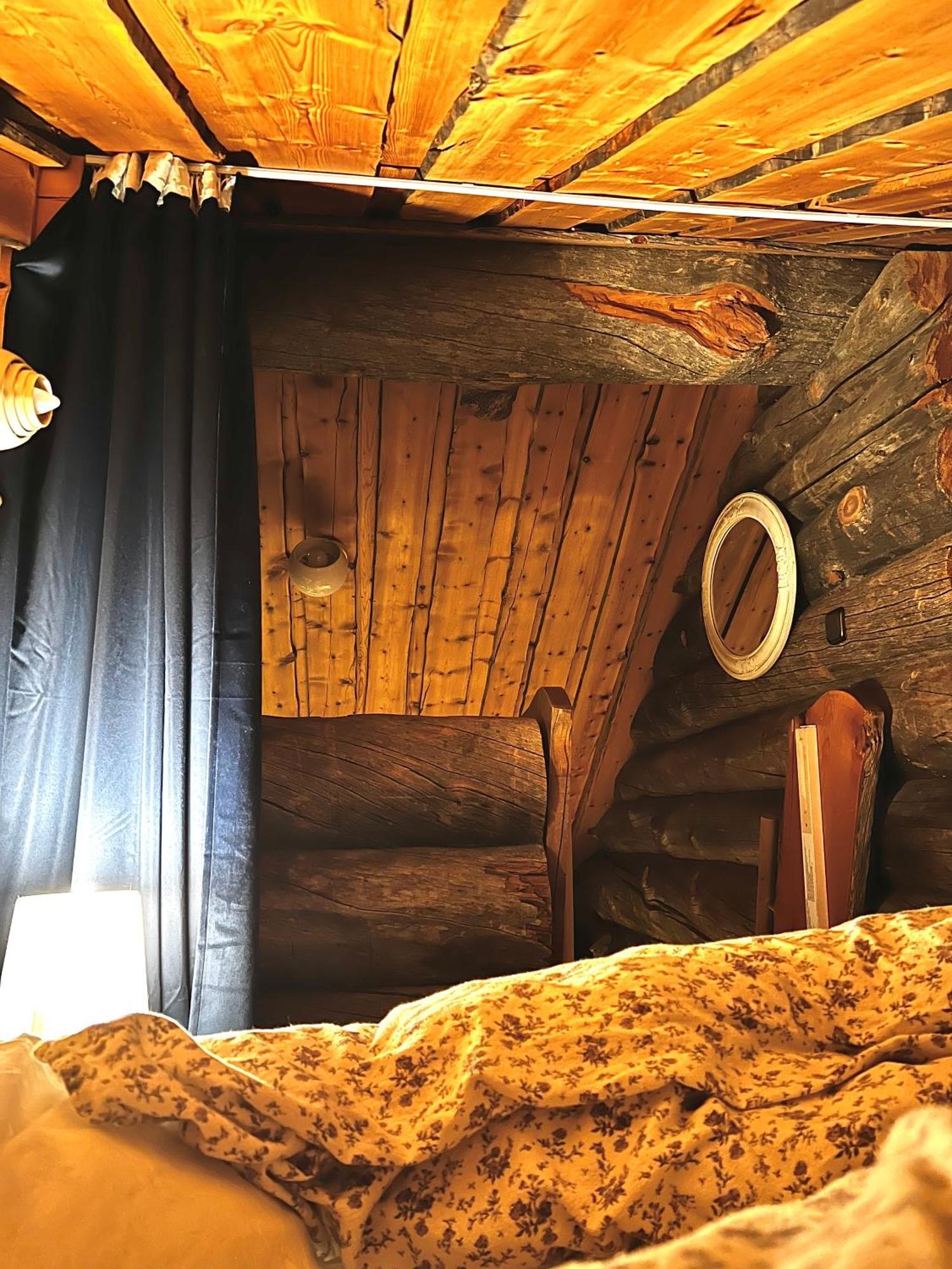 Apartment Jylhaekelo - A Cozy Loghouse In The Heart Of Lapland